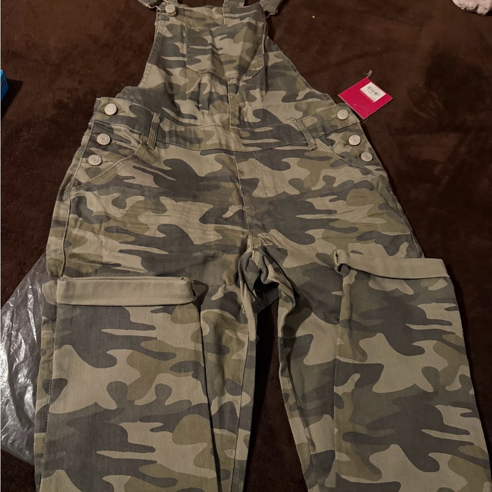 Kohl's Green Camouflage Jumpsuit